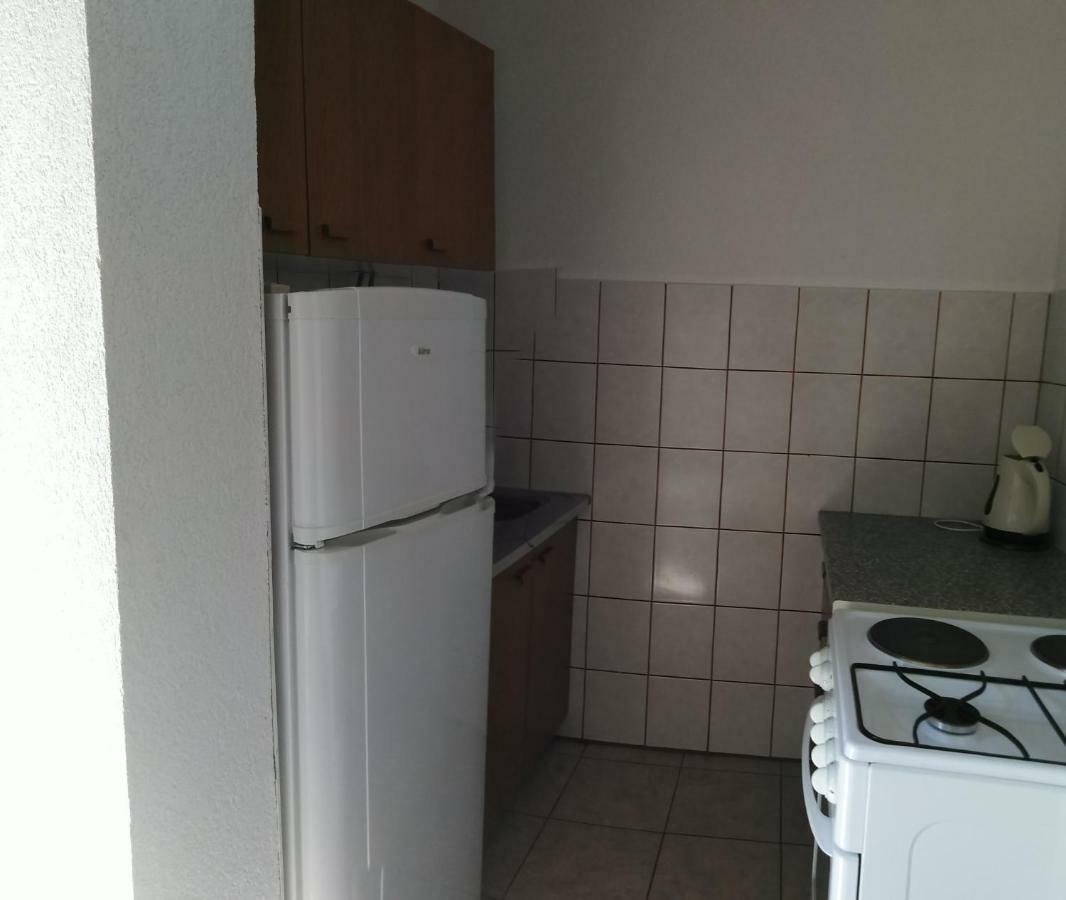 Apartman Rodic Omis Exterior photo